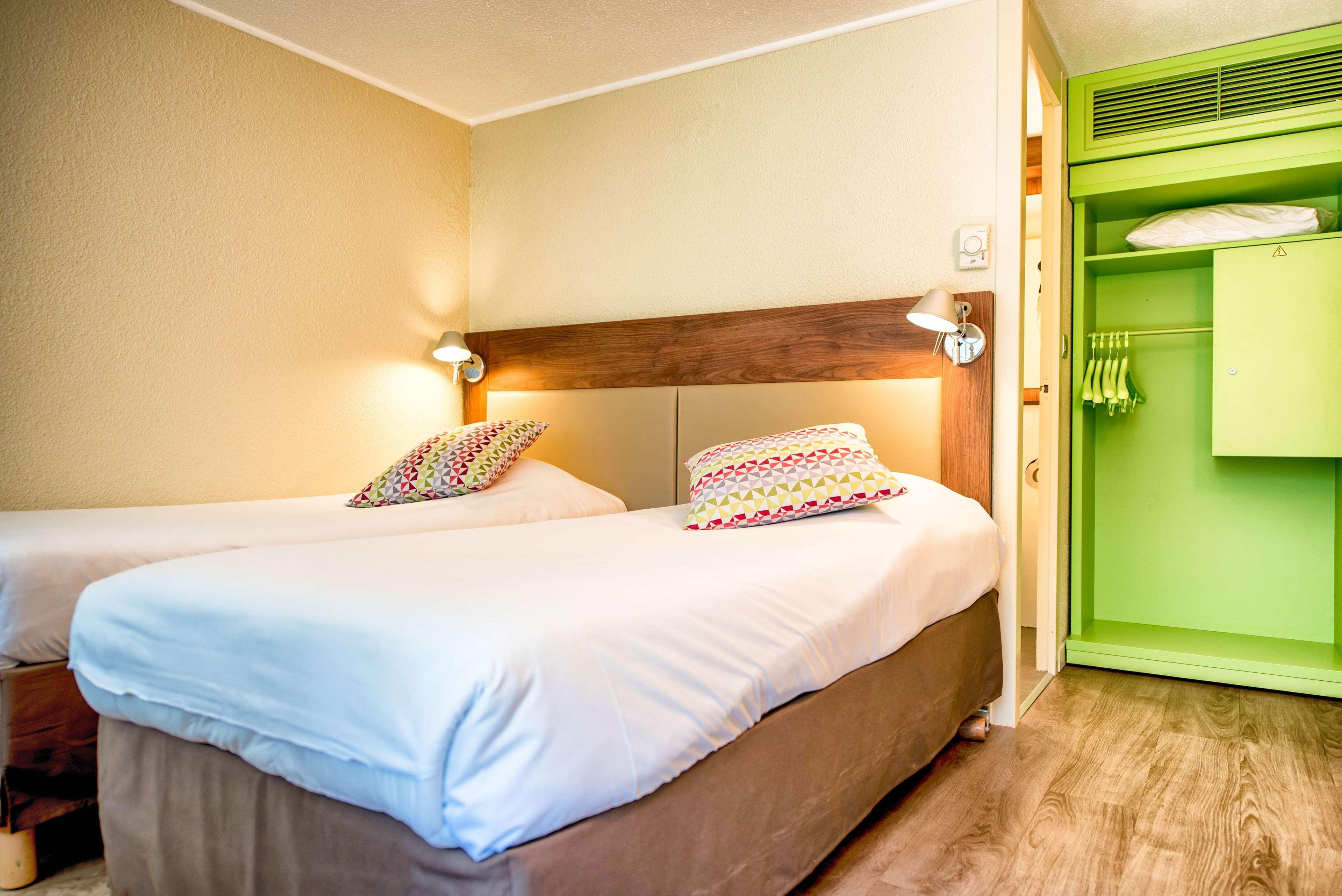 Campanile Deauville Saint-Arnoult Екстериор снимка