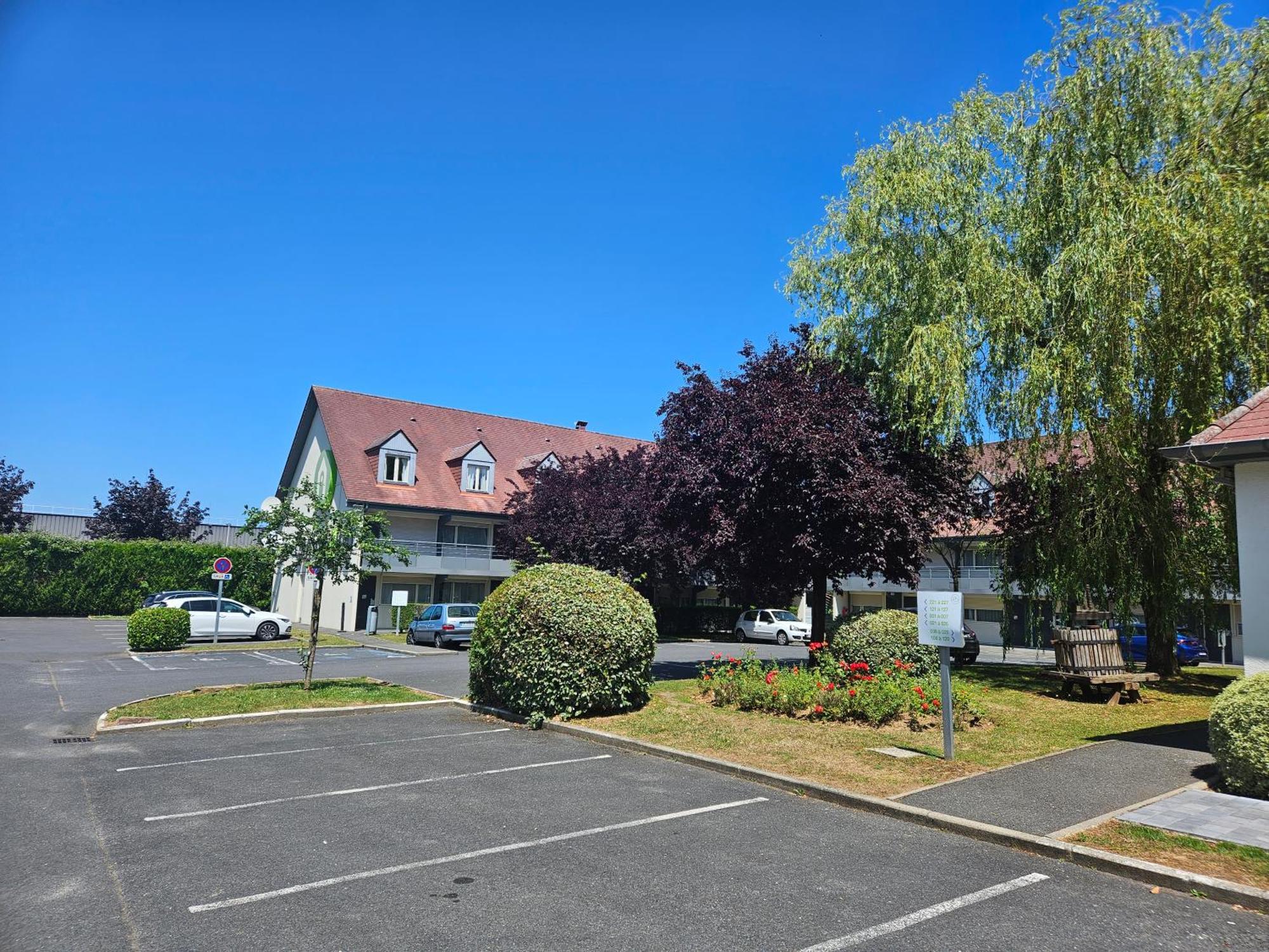 Campanile Deauville Saint-Arnoult Екстериор снимка